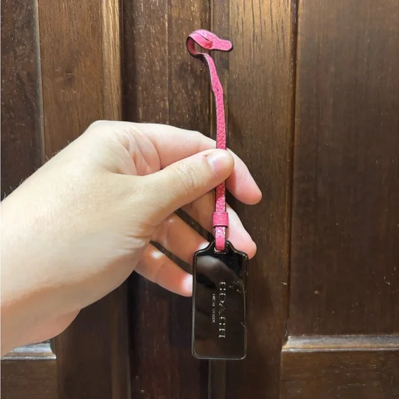 New Coach Pink Bag Hang Tag - Picture 1 of 3